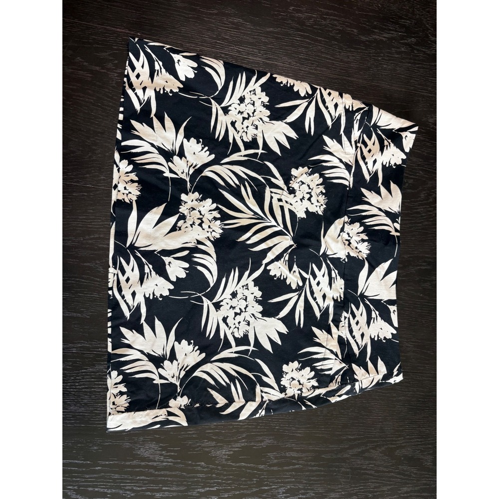 S.C. & Co. Skort Women XL Black White Good Tropical Floral Stretch Mini